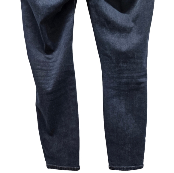 Kut From the Kloth KFTK Distressed Dark Wash Jeans Crop Size 10 Denim - Picture 7 of 16